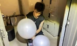 Bắt nhóm điều hành quán bar, mua bán hàng chục nghìn quả 'bóng cười' tại TPHCM