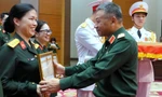 Thu hút nhân tài nữ phục vụ lâu dài trong Quân đội