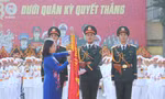Phó Chủ tịch nước trao Huân chương tặng Đoàn Nghi lễ Quân đội