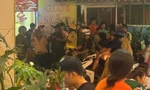 Khởi tố người đàn ông say xỉn, chống người thi hành công vụ 