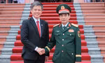 Bộ trưởng Phan Văn Giang và Bộ trưởng Chan Chun Sing.