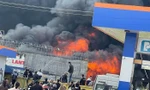 Cháy dữ dội tại xưởng sản xuất giày da ở Hải Phòng