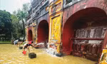 200 người dọn dẹp Di tích Cố đô Huế sau ngập 