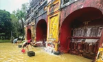 200 người dọn dẹp Di tích Cố đô Huế sau ngập 
