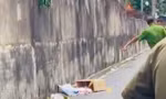 TPHCM: Bàng hoàng phát hiện thi thể trẻ sơ sinh trong thùng carton