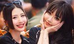 BTC cùng dàn em xinh, anh trai góp một tỷ đồng ủng hộ đồng bào vùng bão lũ