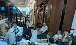 Hàng chục người tụ tập ở nhà chủ hụi vì lo bị bùng 200 tỷ đồng