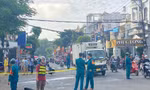 Va chạm xe tải, đôi nam nữ đi xe máy thương vong