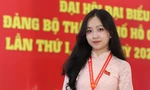 Mahasiswi adalah delegasi termuda Kongres Partai Kota Ho Chi Minh ke-1