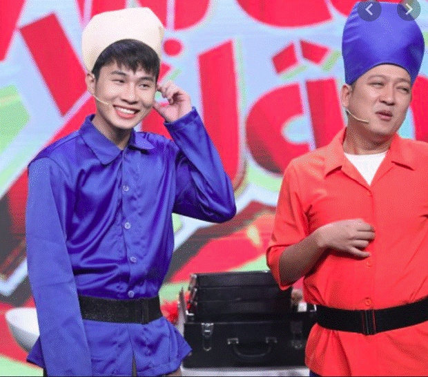 Hình ảnh trước đây khi Jack tham gia chương trình truyền hình "7 Nụ Cười Xuân''. Hình ảnh trước đây khi Jack tham gia chương trình truyền hình "7 Nụ Cười Xuân''.