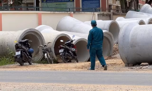 Người đàn ông tử vong dưới hố công trình ở TPHCM