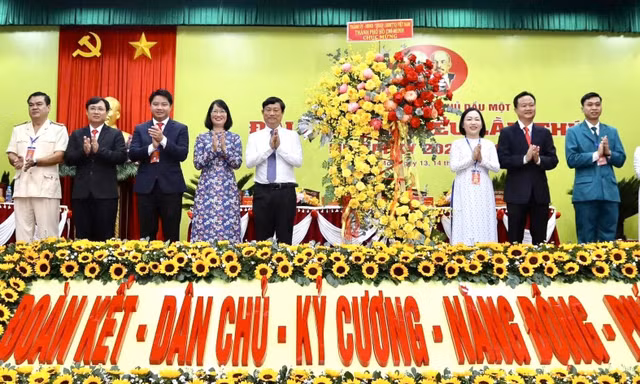 Định hướng Thủ Dầu Một trở thành hình mẫu kinh tế đô thị hàng đầu TPHCM