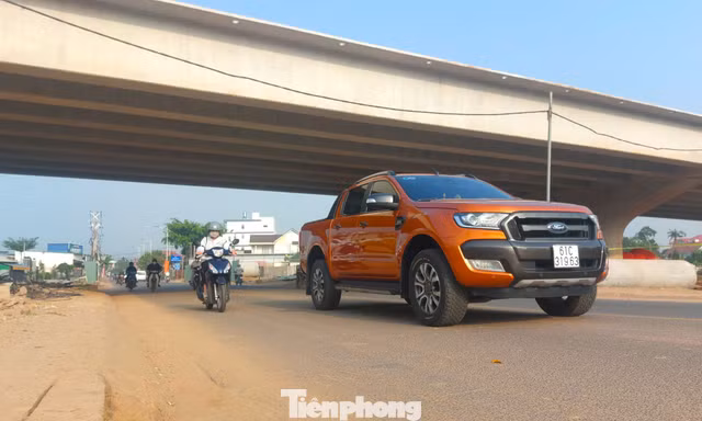 Lộ diện cầu vượt Vành đai 3 qua Quốc lộ 13 và đường Cách Mạng Tháng Tám ở TPHCM