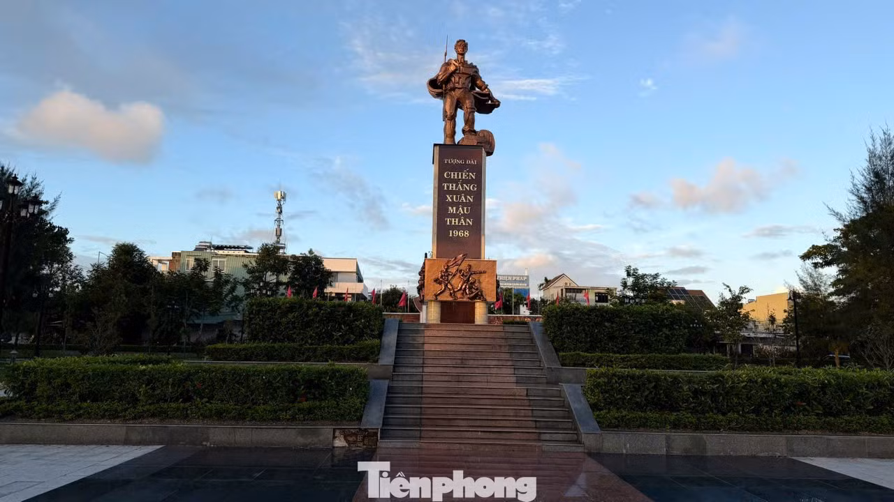 tp-tuong-dai-chien-thang-tte-mau-tha.jpg