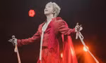 Sau một thập kỷ làm nghề, Tăng Phúc đã không còn đứng yên một chỗ hát ballad