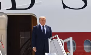 Bộ Tư pháp Mỹ triệu tập bốn nhà báo đưa tin về chuyên cơ mới của Tổng thống Trump