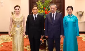 Tổng Bí thư, Chủ tịch nước và Phu nhân chủ trì chiêu đãi Nhà vua và Hoàng hậu Thái Lan