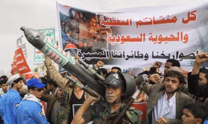Houthi có vũ khí gì khiến lưới phòng không đắt đỏ của Ả-rập Xê-út bất lực?