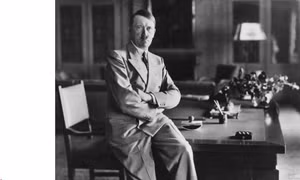 Bằng chứng từ chiếc ghế Hitler tự sát xác nhận rối loạn sinh dục hiếm gặp