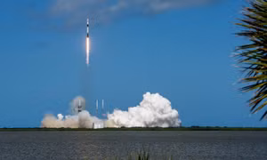 Hệ thống vệ tinh của tỷ phú Elon Musk chạm cột mốc đáng kinh ngạc