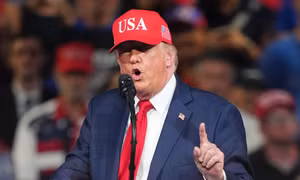 Tổng thống Mỹ Trump phản ứng gay gắt sau quyết định mới của Fed