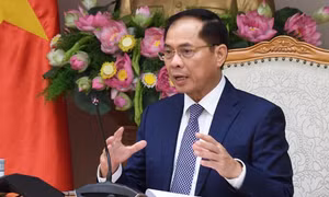 Việt - Lào trao đổi tình hình khu vực và quốc tế 