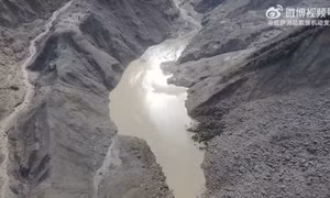 Ấn Độ cảnh giác với hàng ngàn hồ trên núi sau thảm hoạ ở Nepal