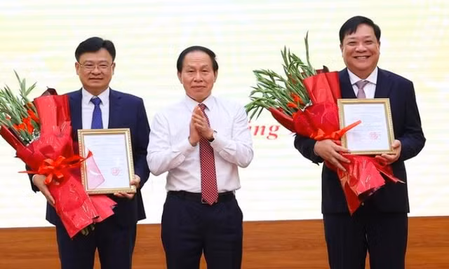Thủ tướng bổ nhiệm hai Phó Tổng Thanh tra Chính phủ