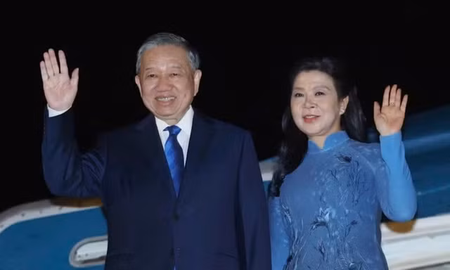 Tổng Bí thư, Chủ tịch nước và Phu nhân lên đường thăm Đan Mạch, EU và Bỉ