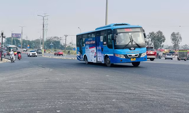 Cầu Thăng Long thông xe trước hẹn 