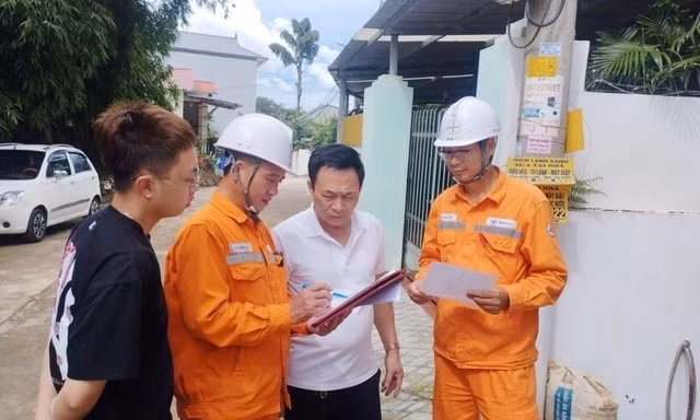 Cơ cấu biểu giá điện theo giờ nên có thí điểm, đánh giá tác động kỹ lưỡng