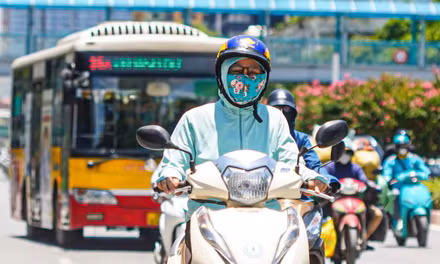 Miền Bắc nắng nóng đỉnh điểm, vượt 40 độ