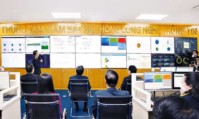 Trung tâm giám sát hệ thống công nghệ thông tin ngành Thuế. 