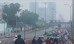 Bầu trời TPHCM mịt mù, bụi mịn vượt mức cho phép nhiều lần