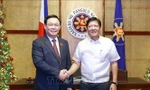 Chủ tịch Quốc hội Vương Đình Huệ hội kiến Tổng thống Philippines