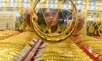Giá vàng trụ vững trên đỉnh cao. Ảnh minh hoạ 