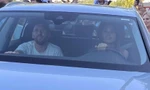 Vợ lái xe đưa Messi về nhà