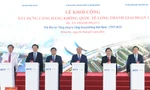 Thủ tướng bấm nút khởi công xây dựng Cảng hàng không quốc tế Long Thành giai đoạn 1 – dự án thành phần 3. Ảnh VGP/Quang Hiếu