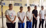 Công an nổ súng trấn áp băng nhóm trang bị hàng ‘nóng’, đập phá xe công vụ 