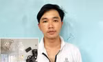Cảnh sát tuần tra bắt đối tượng tàng trữ ma túy và súng 
