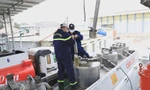 Khởi tố 32 bị can trong vụ án buôn lậu, sản xuất 200 triệu lít xăng giả
