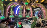 Bắt nhóm quản lý quán karaoke cung cấp ma túy, điều tiếp viên phục vụ dân chơi bay lắc 