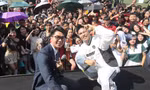 Rapper Phúc Du rủ khán giả 'bán bánh mì' ở Ngày Thẻ Việt Nam 2024 - Sóng Festival