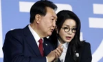Đệ nhất phu nhân Hàn Quốc bị xem xét thu hồi bằng tiến sĩ