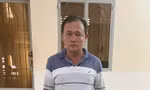 Đang làm vườn, người phụ nữ bị kẻ lạ mặt khống chế cướp vàng