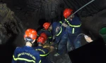 Hiện trường hơn 50 giờ 'căng như dây đàn' cứu bé trai rơi xuống hố bê tông 35m