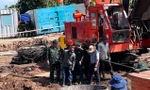 Thông tin mới nhất vụ bé trai rơi xuống trụ bê tông sâu 35m