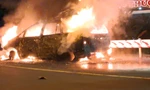 Xe 7 chỗ bốc cháy dữ dội khi qua cầu Rạch Miễu