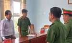 Bắt cựu giám đốc văn phòng đăng ký đất đai ở An Giang