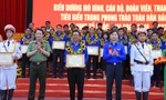 Khát khao cống hiến cho sự nghiệp xây dựng và bảo vệ Tổ quốc 